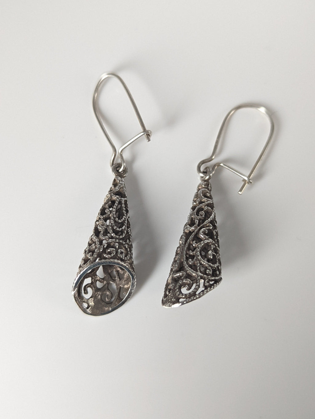 Silver Steed Filigree Cone Dropped Earrings