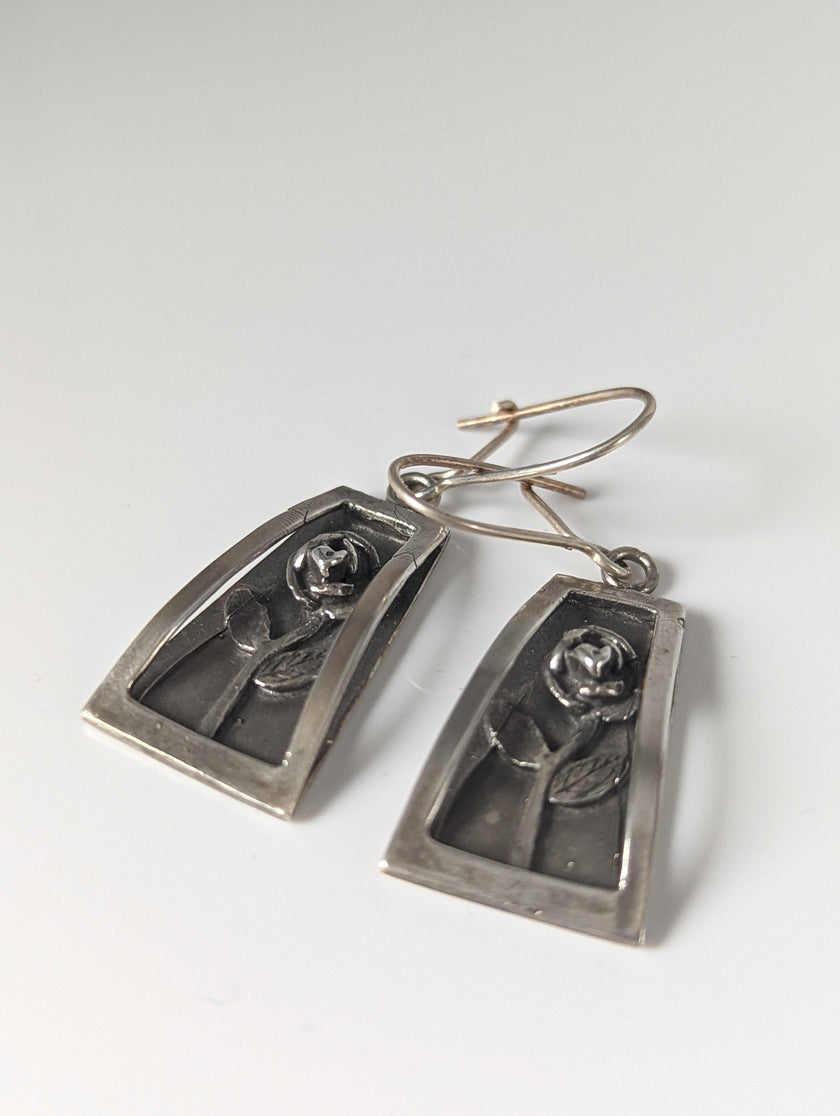 Silver Steed Treasured Rose Dropped Earrings