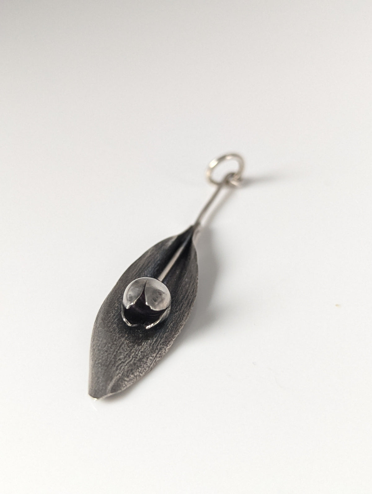 Silver Steed Tulip Pendant