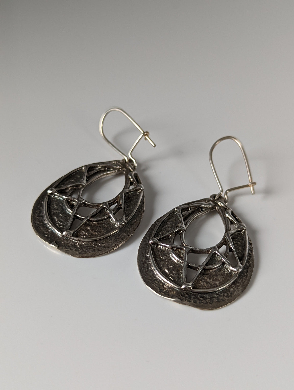 Silver Steed Sunlight Dropped Earrings