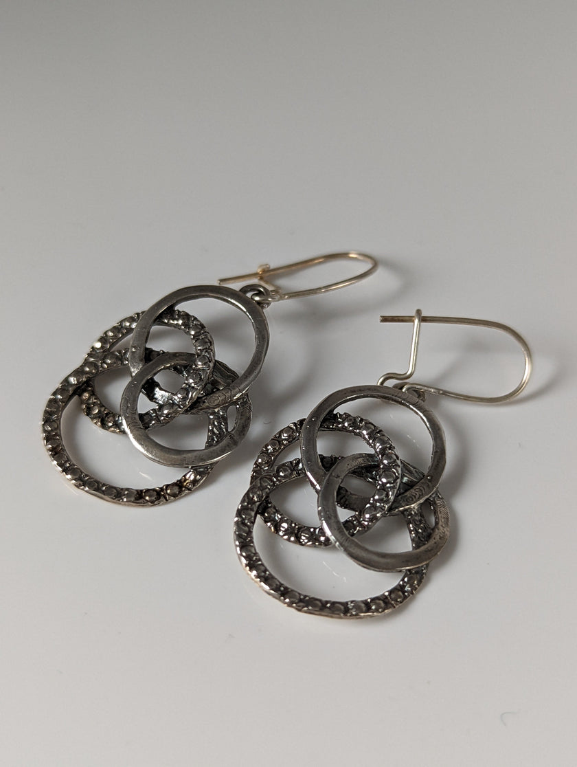 Silver Steed Linked Rings Dropped Earrings
