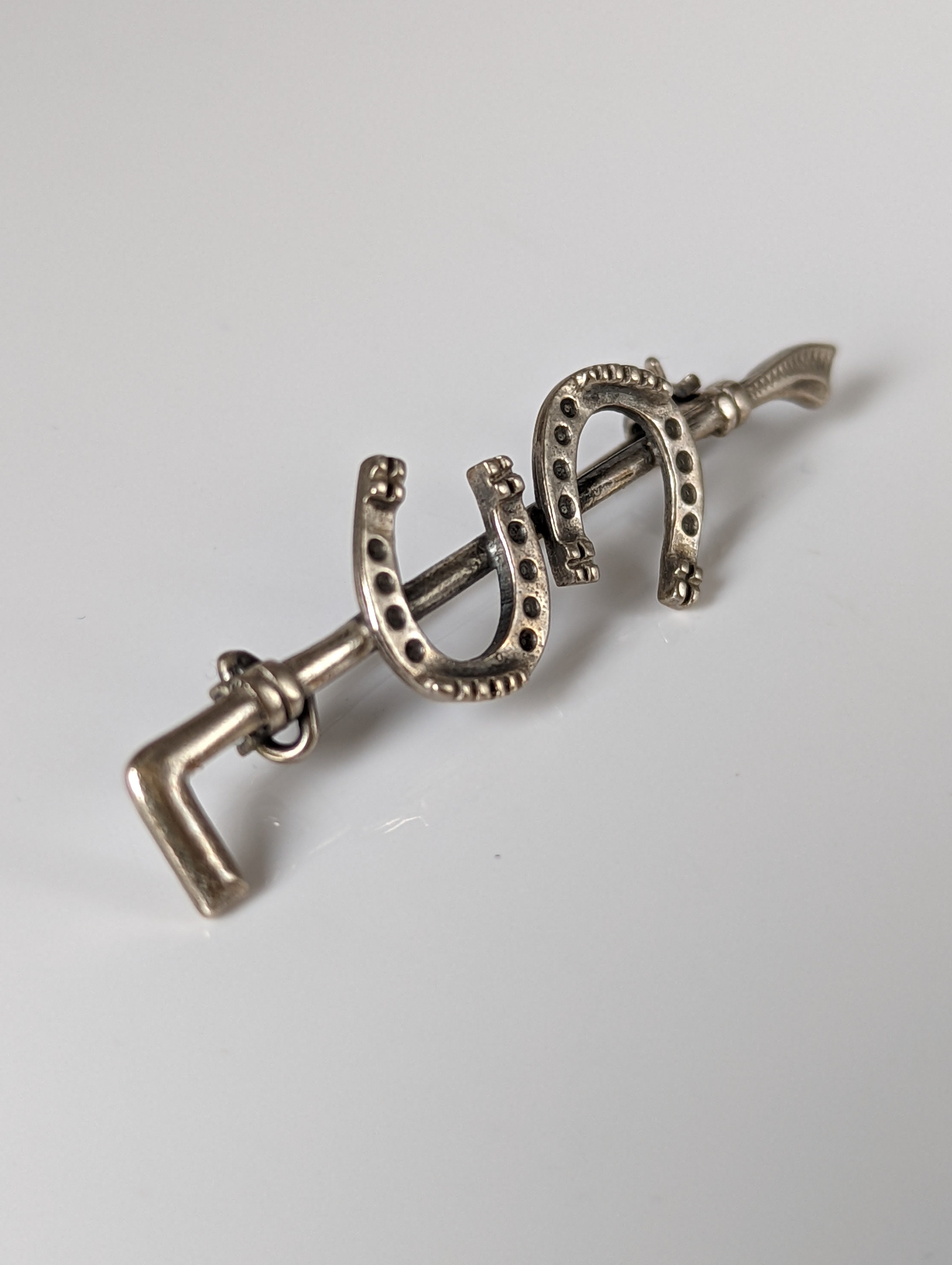 Silver Steed Double Shoe Silver Brooch / Stock Tie Pin