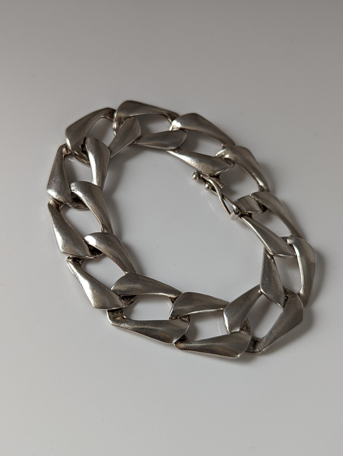 Silver Steed Chain Link Silver Bracelet