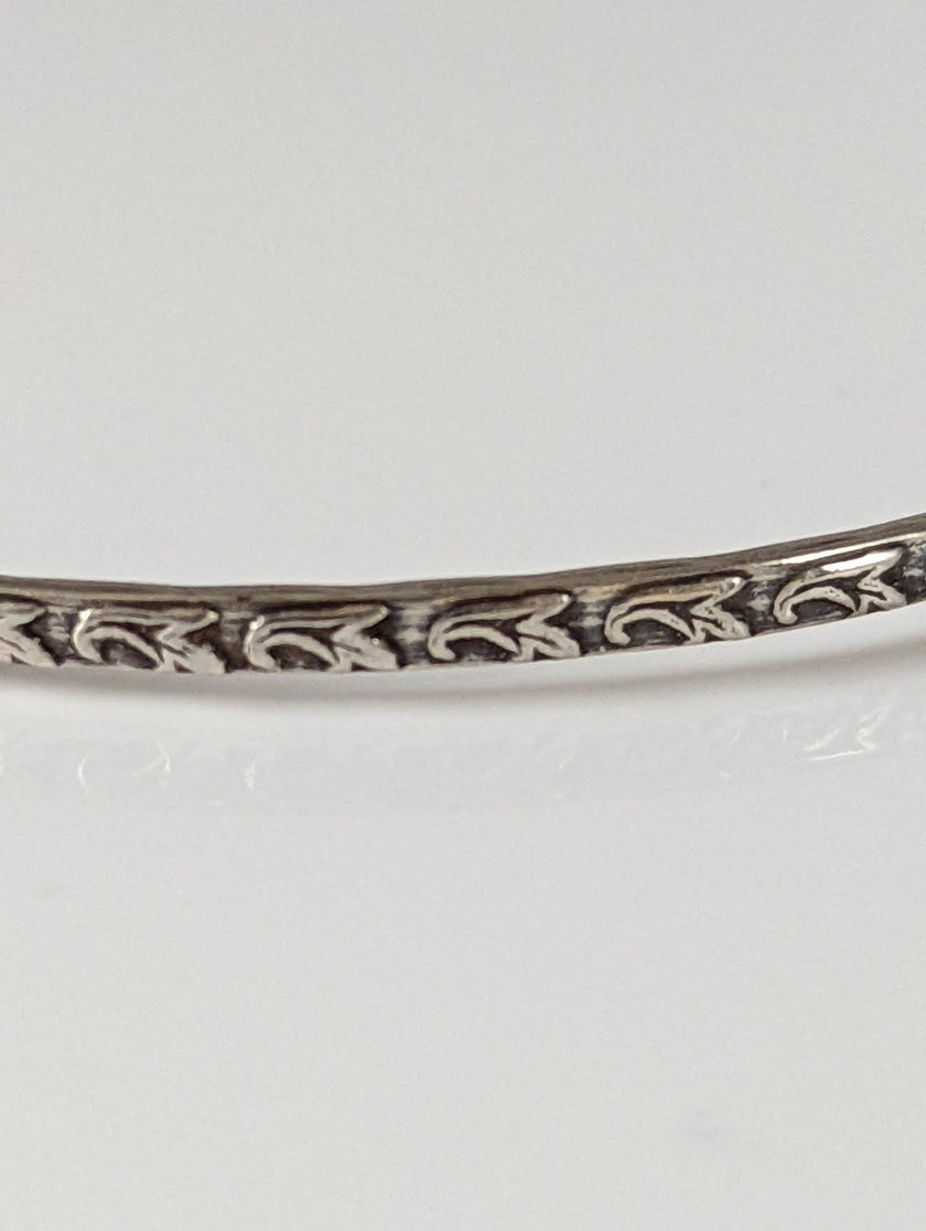Silver Steed Slim Vine Silver Bangle