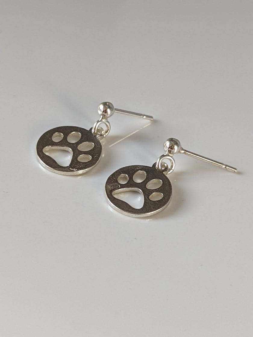 Silver Steed Round Paw Print Tag Silver Stud Earrings