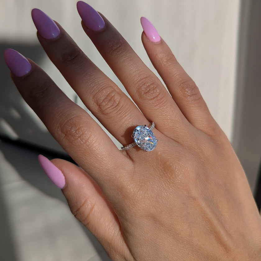 Aura Oval solitaire ring