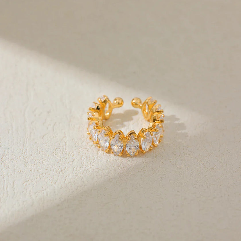 Bague en zircone taille marquise