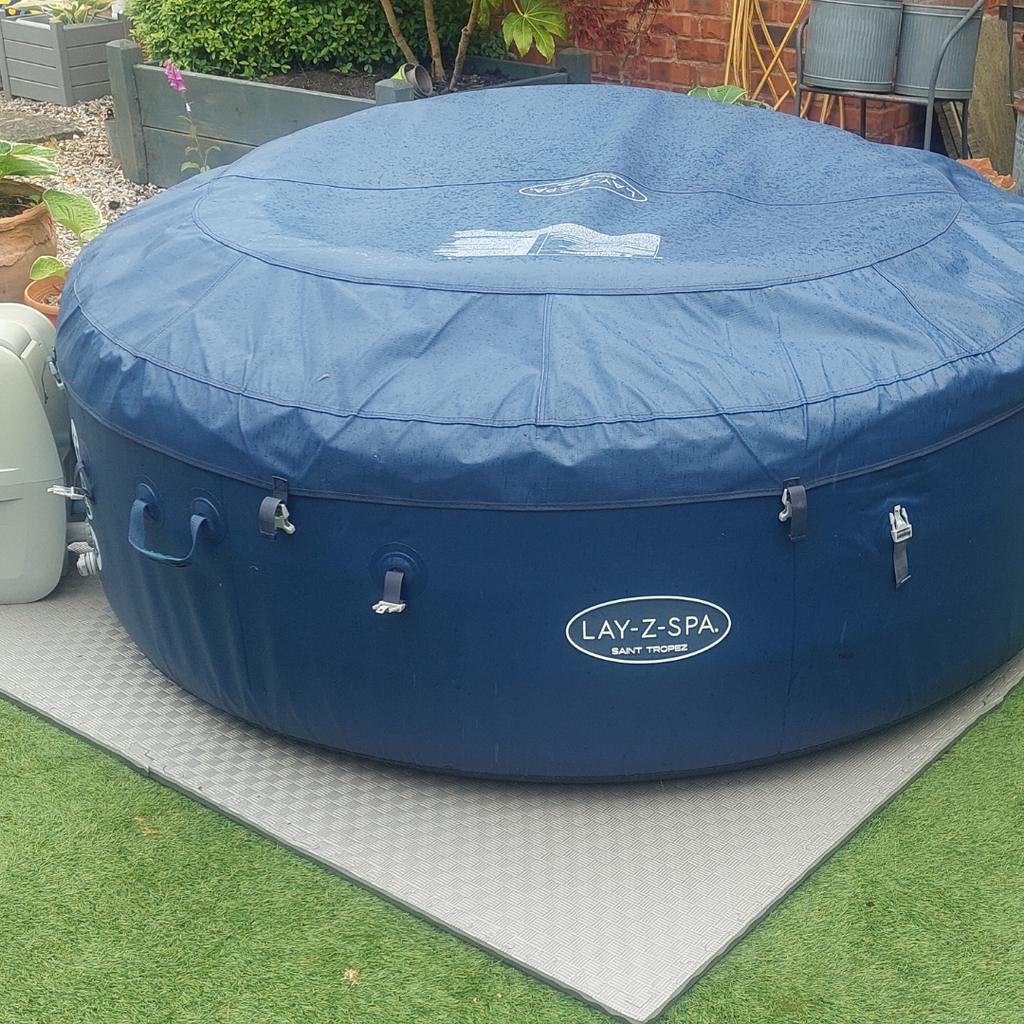Hot Tub Flooring Mats