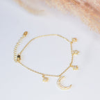 Bracelet à breloques lune et étoile Vega | Plaqué or 18 carats