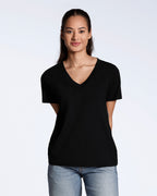 Camiseta con cuello de pico