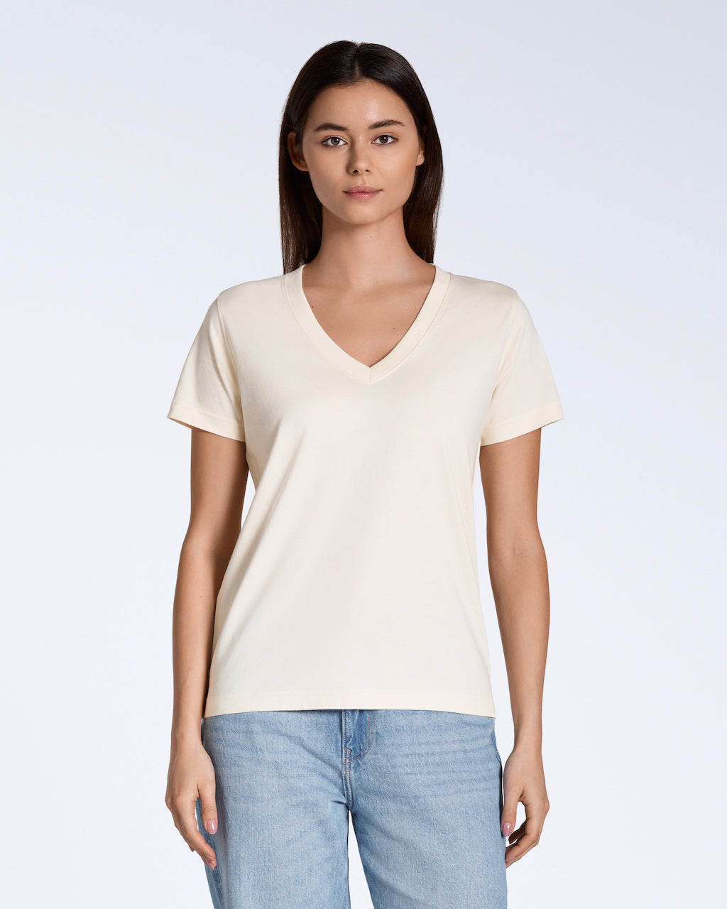 Camiseta con cuello de pico