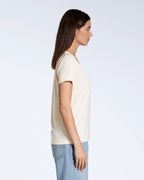 Camiseta con cuello de pico