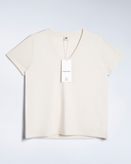 Camiseta con cuello de pico
