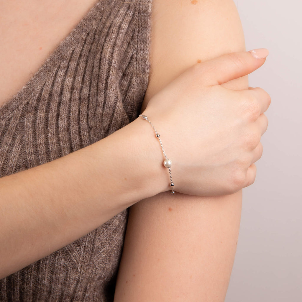 Diamonfire Station Bracelet with Shell Pearl