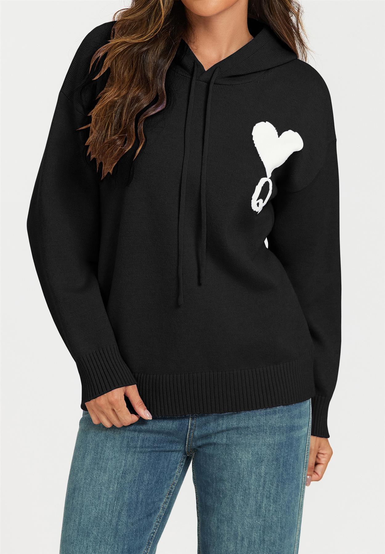 Heart & Q word knitted hoodie In Black