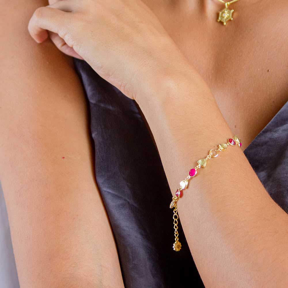 Sara Mixed Gemstone Bracelet: Fuchsia Onyx, Quartzite & Peach Moonstone