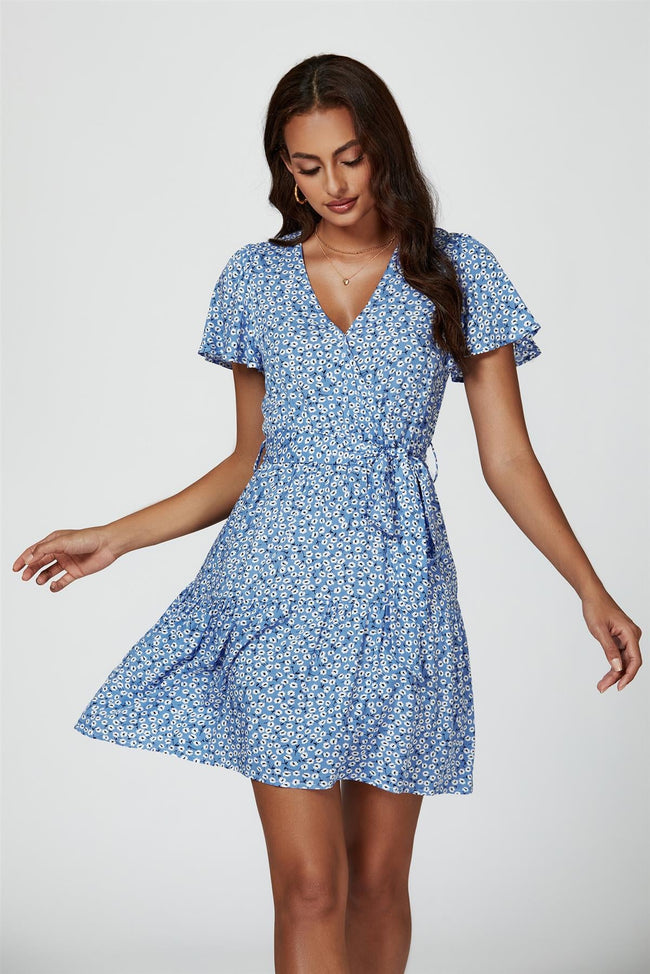 Mini-robe portefeuille étagée bleue à imprimé floral