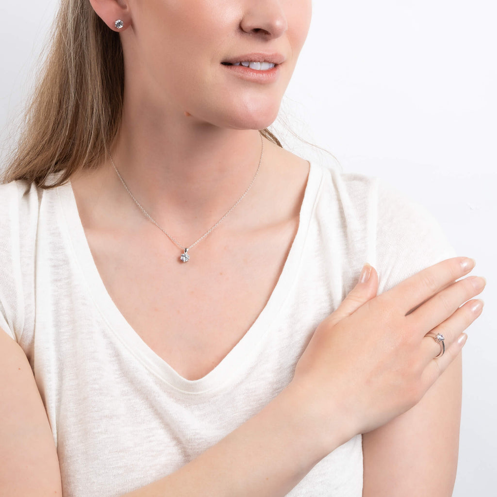 Diamonfire Six Claw Carat Pendant