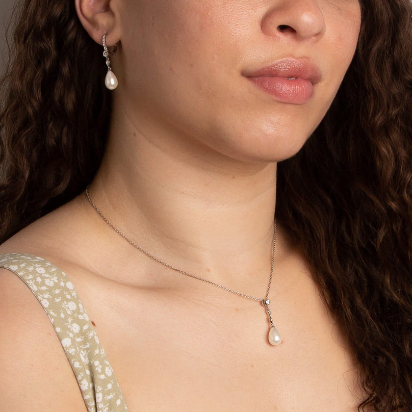 Pendientes de gota con perla Shell Diamonfire y gancho francés