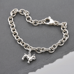 Dije de plata de bulldog francés