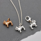 Dije de plata de bulldog francés