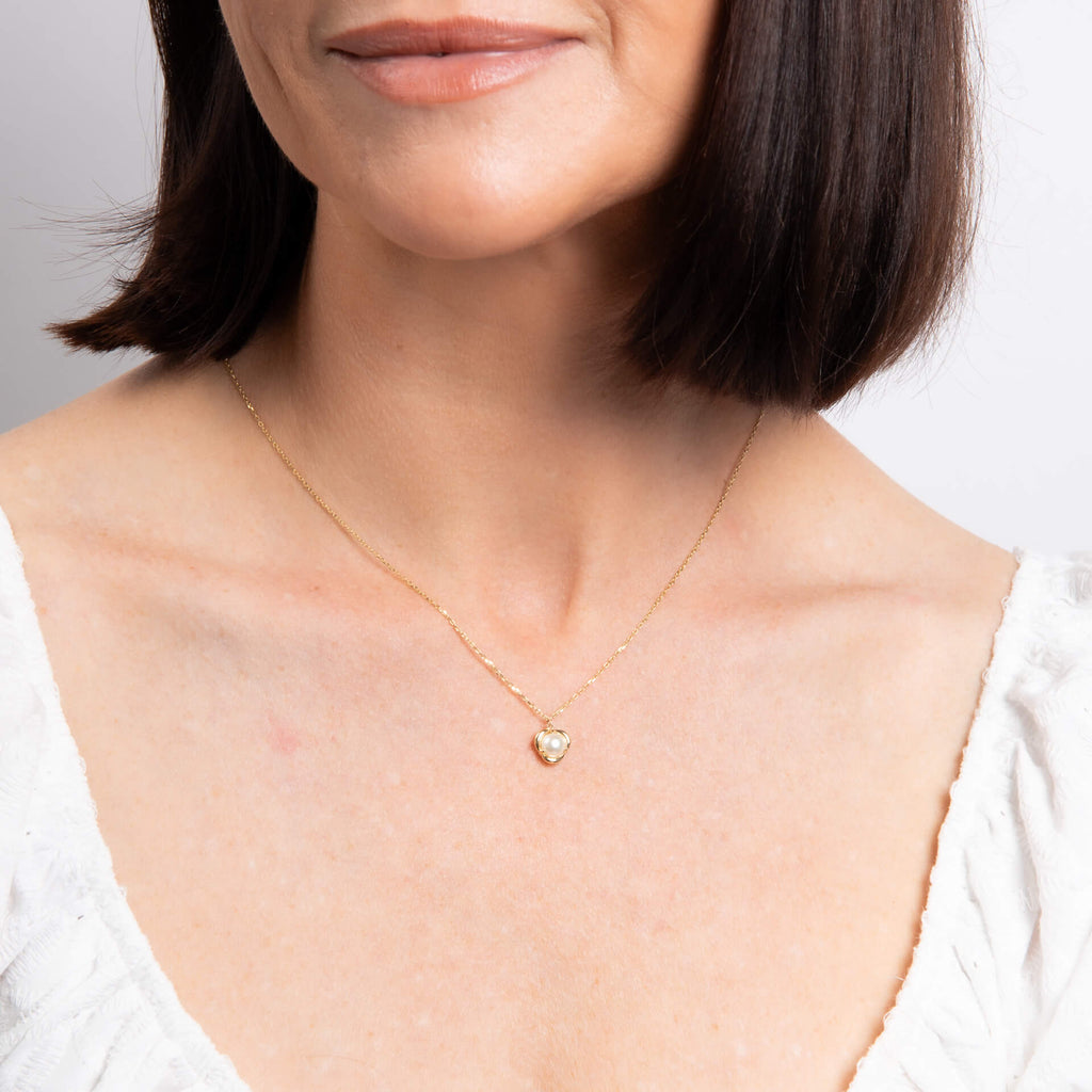 Collier Elements Gold Petal serti d'une perle