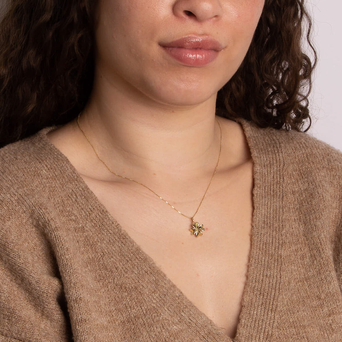 Elements Gold Four Leaf Clover Pendant