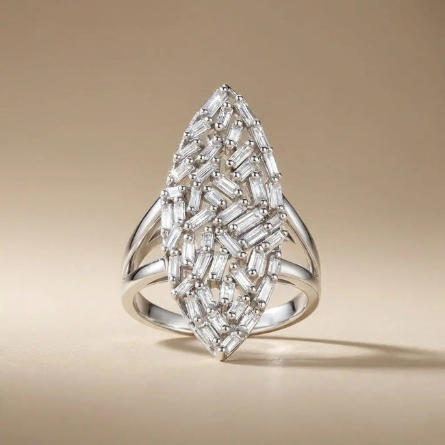 Anillo de oro blanco 14K con diamantes naturales – Baguette marquesa 0.96 ct