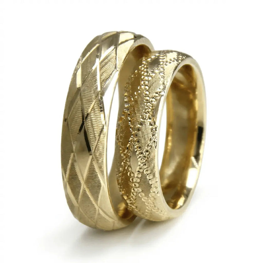 Bande de mariage or 5mm – Vague sablée à facettes – Or 9ct/14ct/18ct