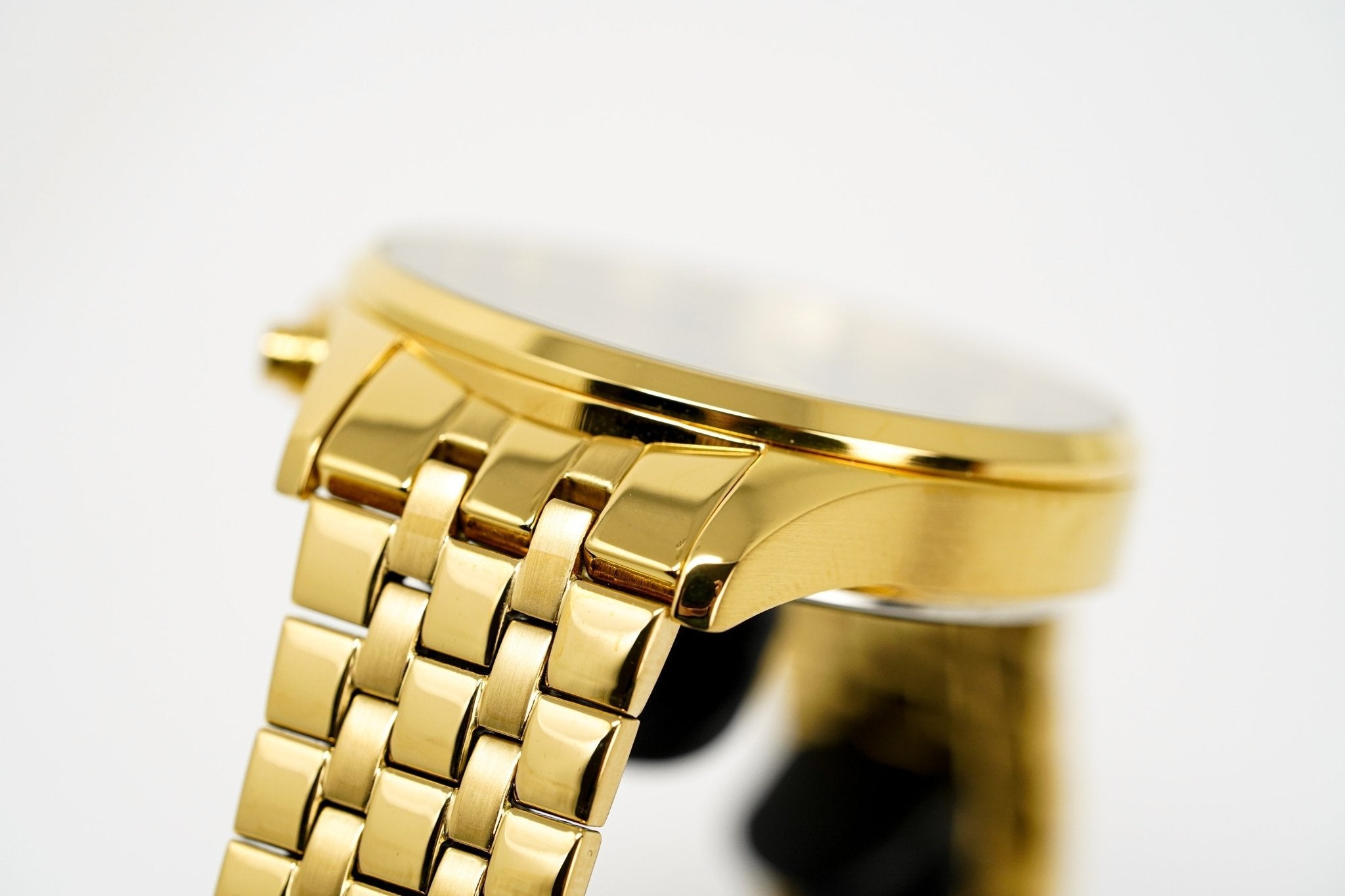 Hugo Boss Men's Watch Associate Yellow Gold Blue HB1513841