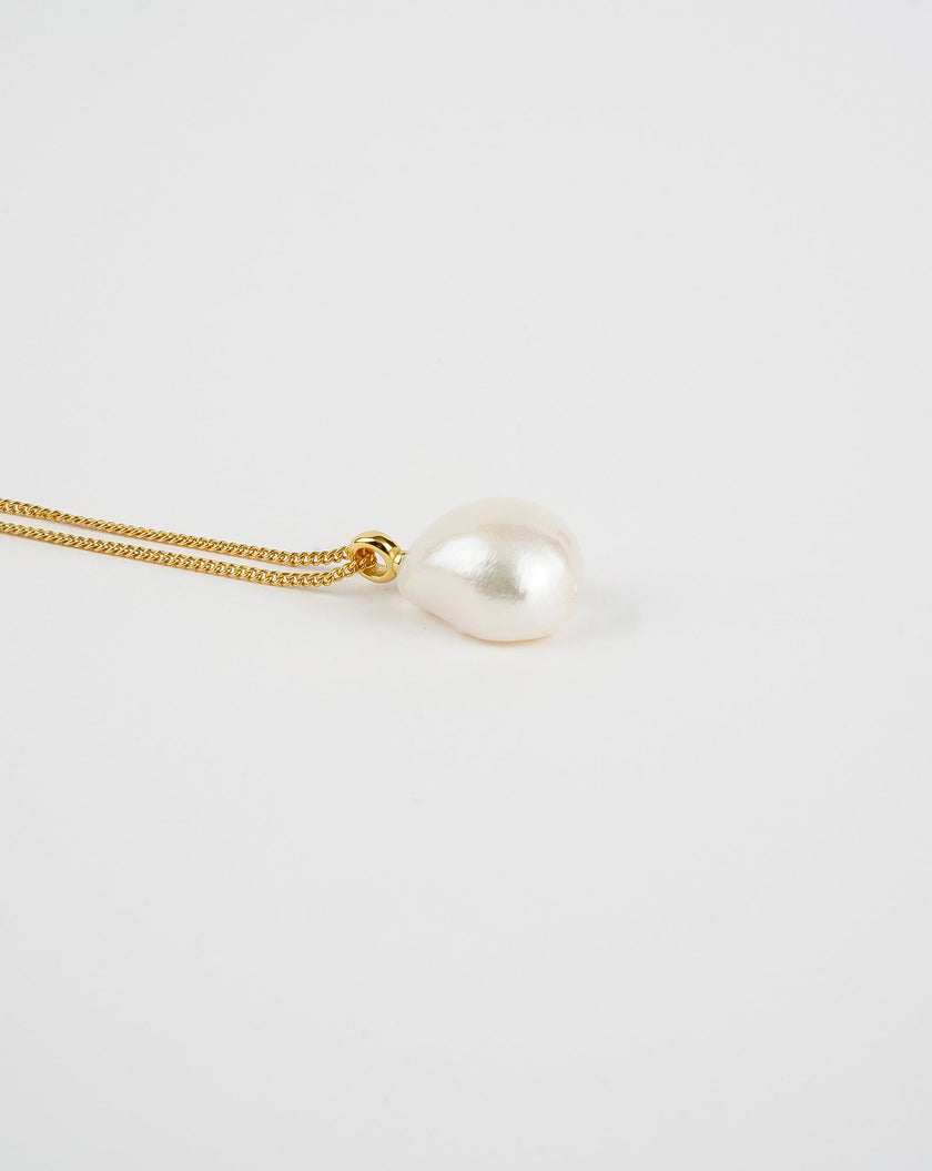 Classic Freshwater Pearl Necklace