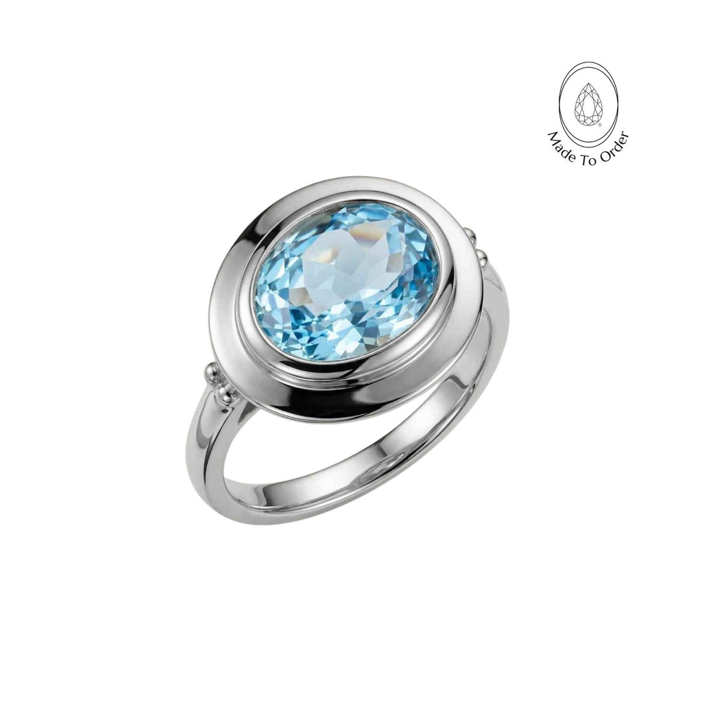 Bague sertie d'une topaze bleue ciel de taille ovale - Avery
