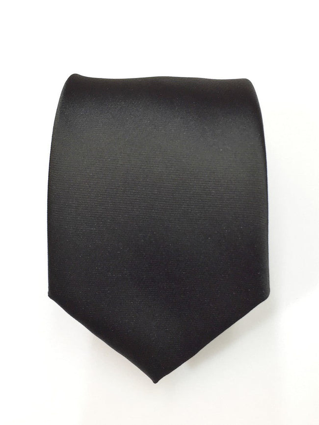 Ensemble cravate et nœud papillon noirs unis
