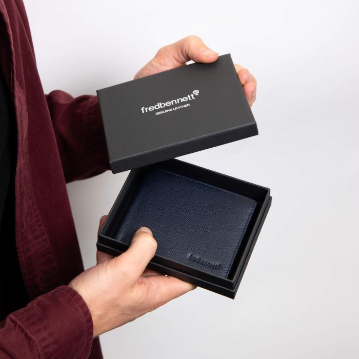 Fred Bennett Navy Blue Leather Wallet